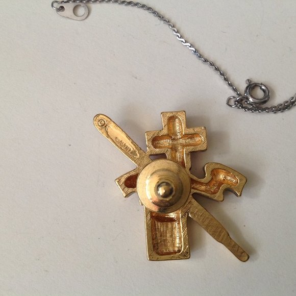 Vintage Avon #1 Nurse Tac Pin & RN Caduceus Necklace - Picture 6 of 6